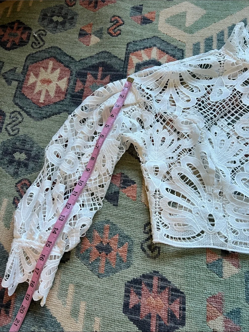 Avec Les Filles White Crochet Lace Long Sleeve Top - Picture 4 of 8